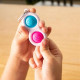 Тактильний антистрес-брелок Fat Brain Toys Кнопки Simpl Dimpl