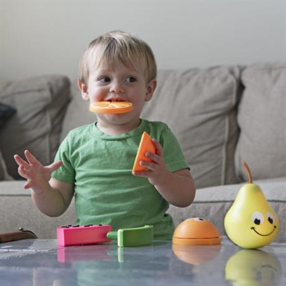 Ігровий набір Fat Brain Toys Веселі фрукти Fruit Friends