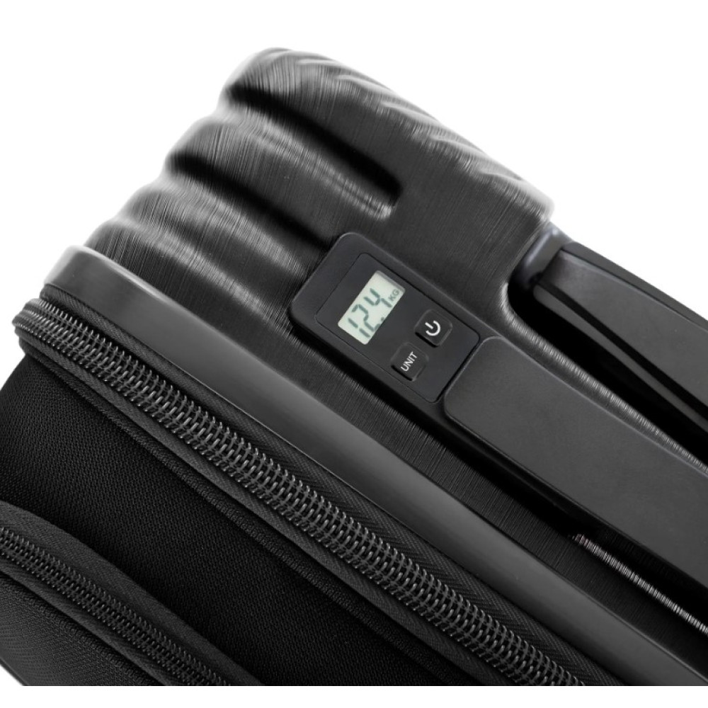 Валіза Heys Charge-A-Weigh ll (M) Black (10131-0001-26)