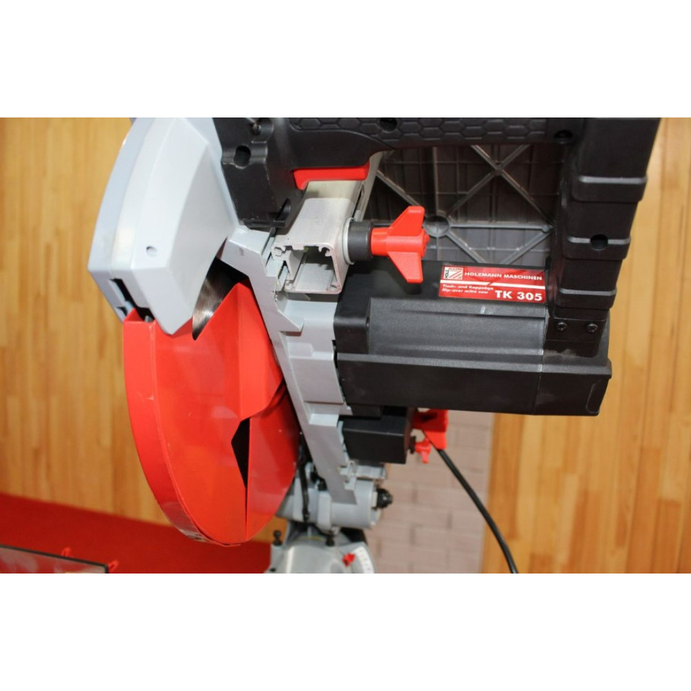 Пила торцуювально-циркулярна Holzmann TK 305