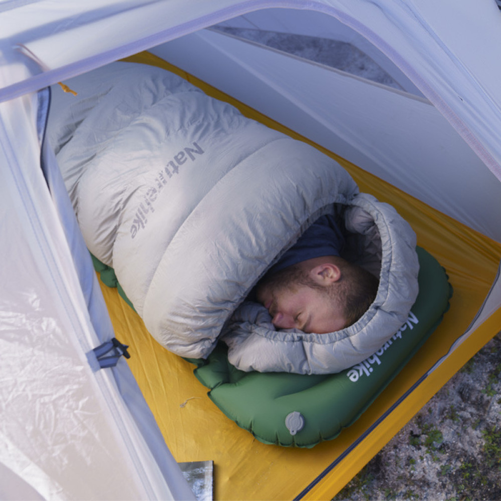Матрац надувний Naturehike CNK2300DZ0001 із підголовником , темно-зелений (6976023929540)
