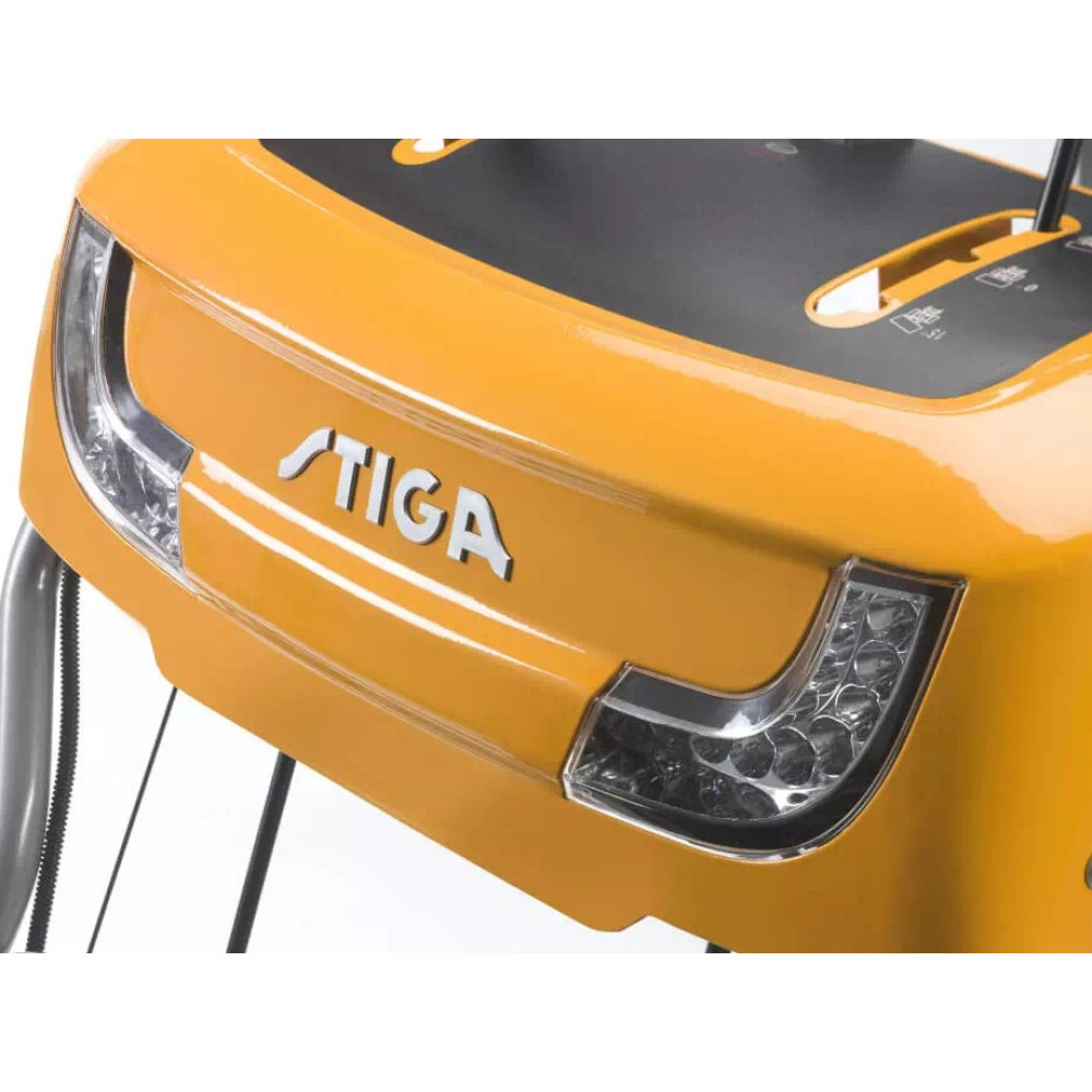 Підмітальна машина бензинова Stiga SWS600GE