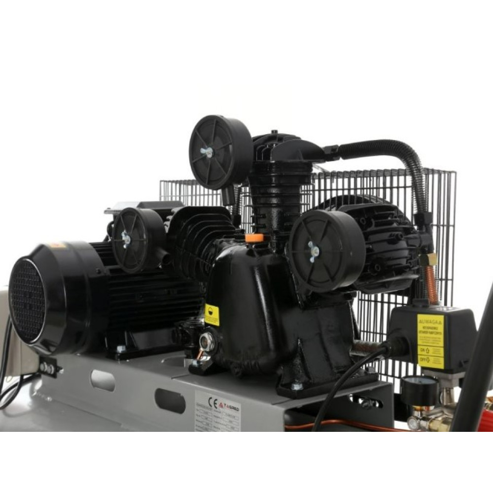 Компресор Tagred 300L TA311B