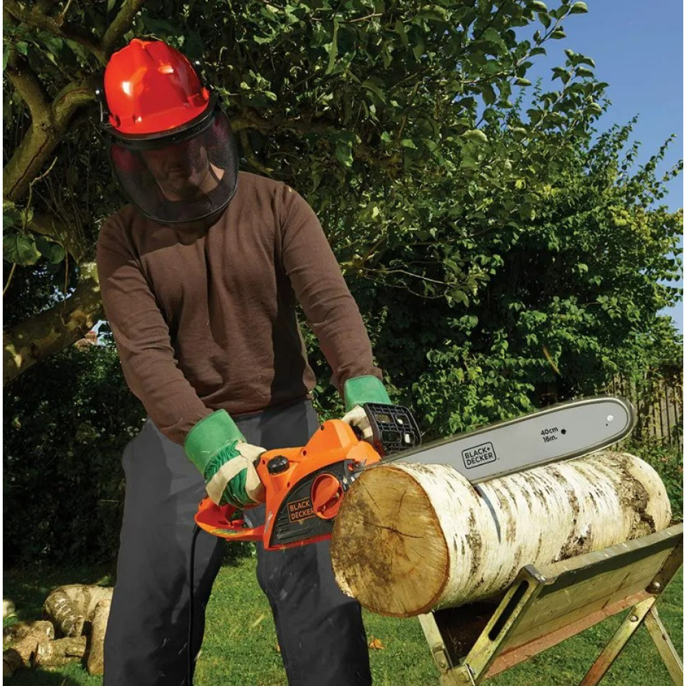 Цепная электрическая пила Black&Decker CS2040