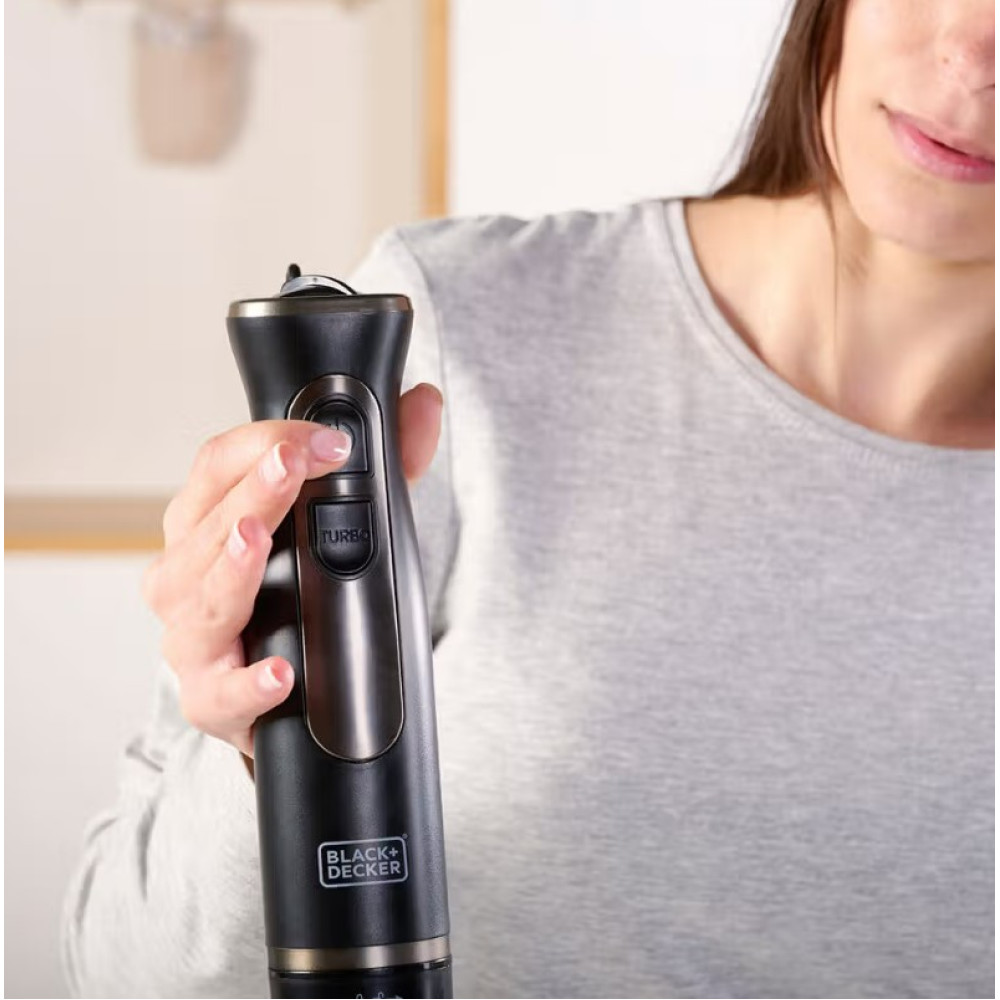 Ручной блендер Black&Decker BXHB800E