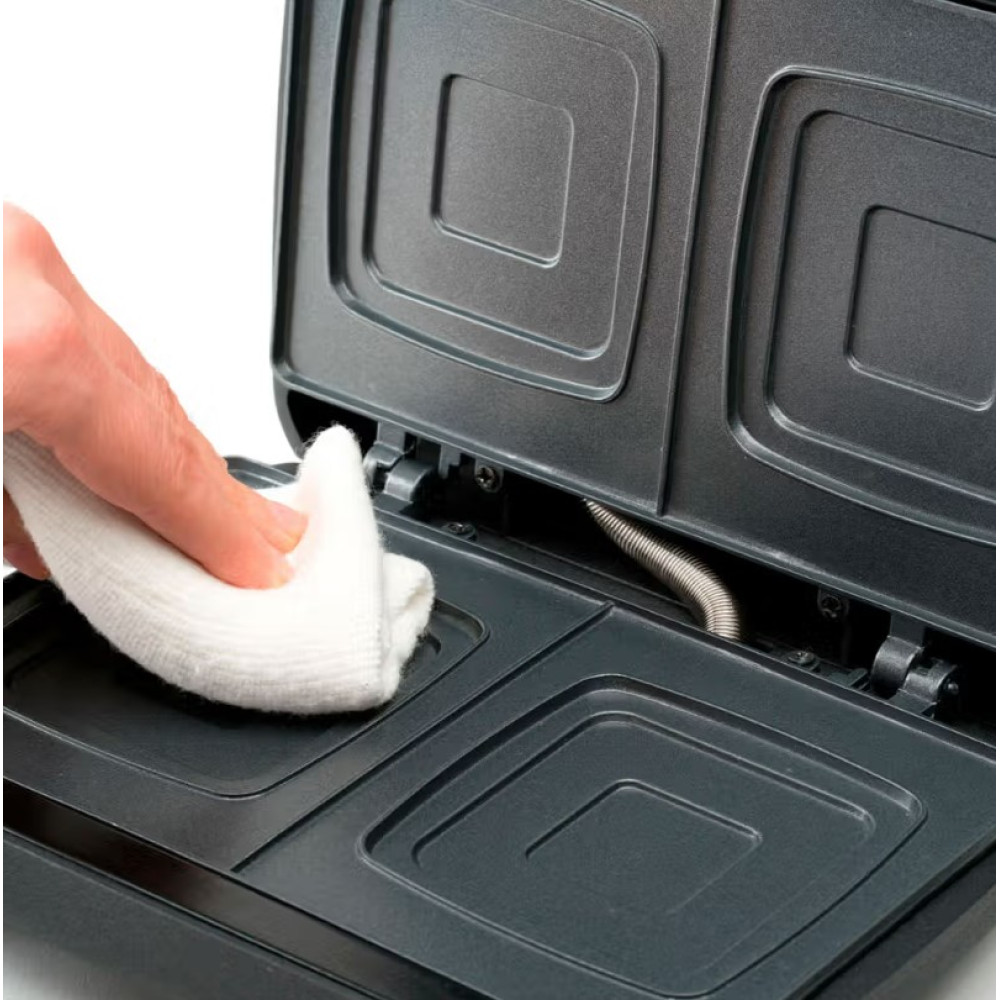 Бутербродница Black&Decker BXSA753E