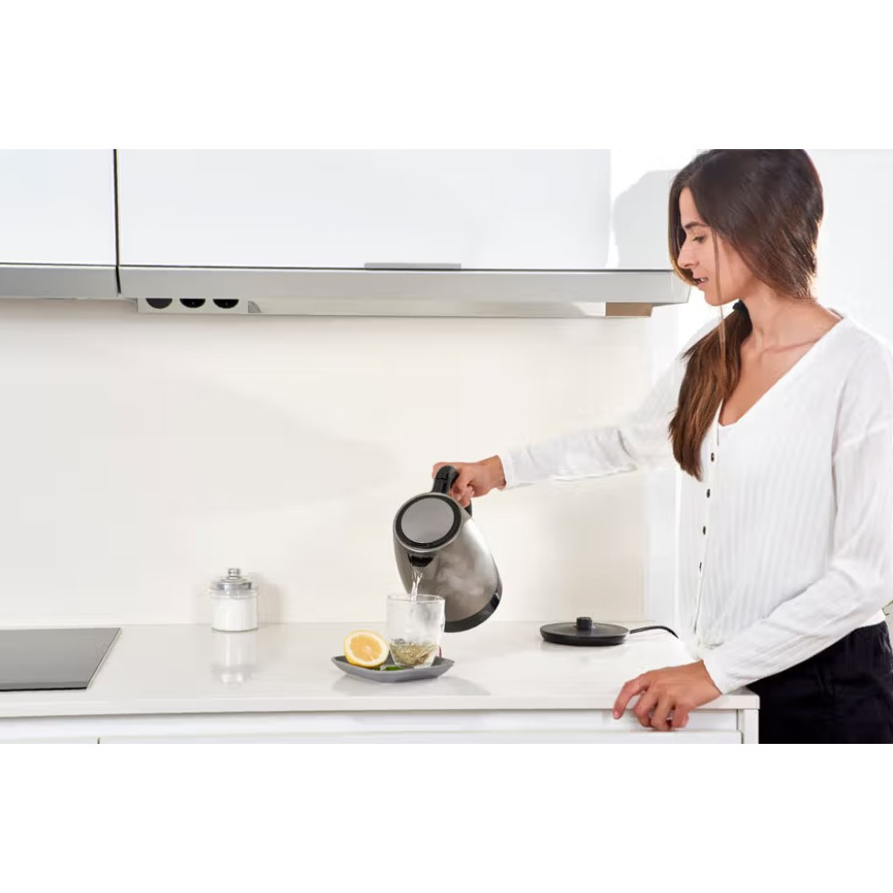 Електрочайник Black&Decker BXKE2201E