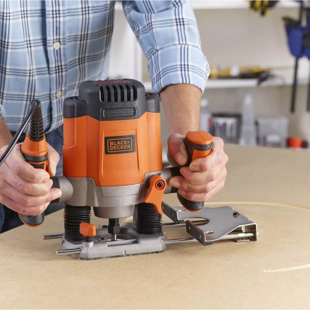 Фрезер сетевой Black&Decker KW1200E