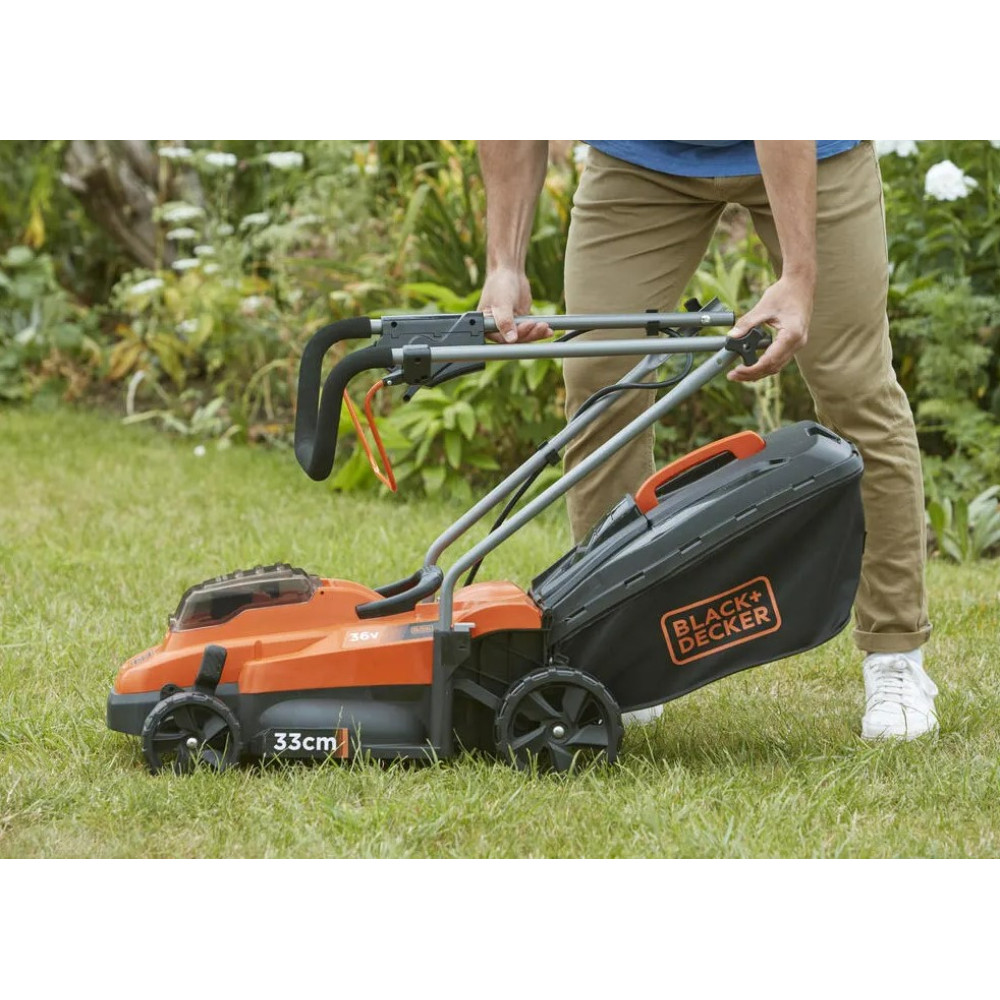Газонокосарка акумуляторна Black&Decker BCMW3336L1