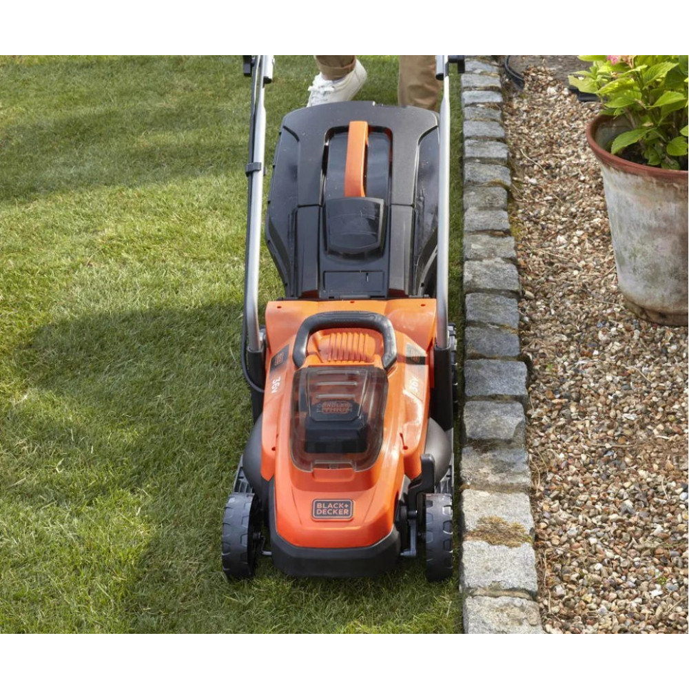 Газонокосилка аккумуляторная Black&Decker BCMW3336L2