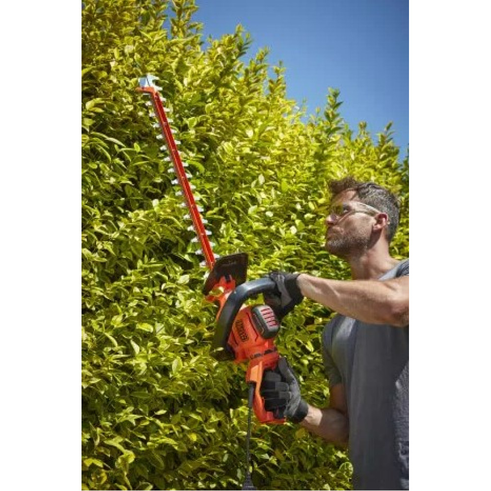 Кусторез электрический Black&Decker BEHTS551
