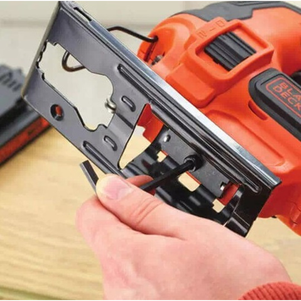 Лобзик електричний акумуляторний Black&Decker без АКБ та ЗП BDCJS18N