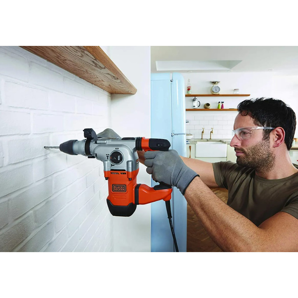 Перфоратор мережевий Black&Decker BEHS03K