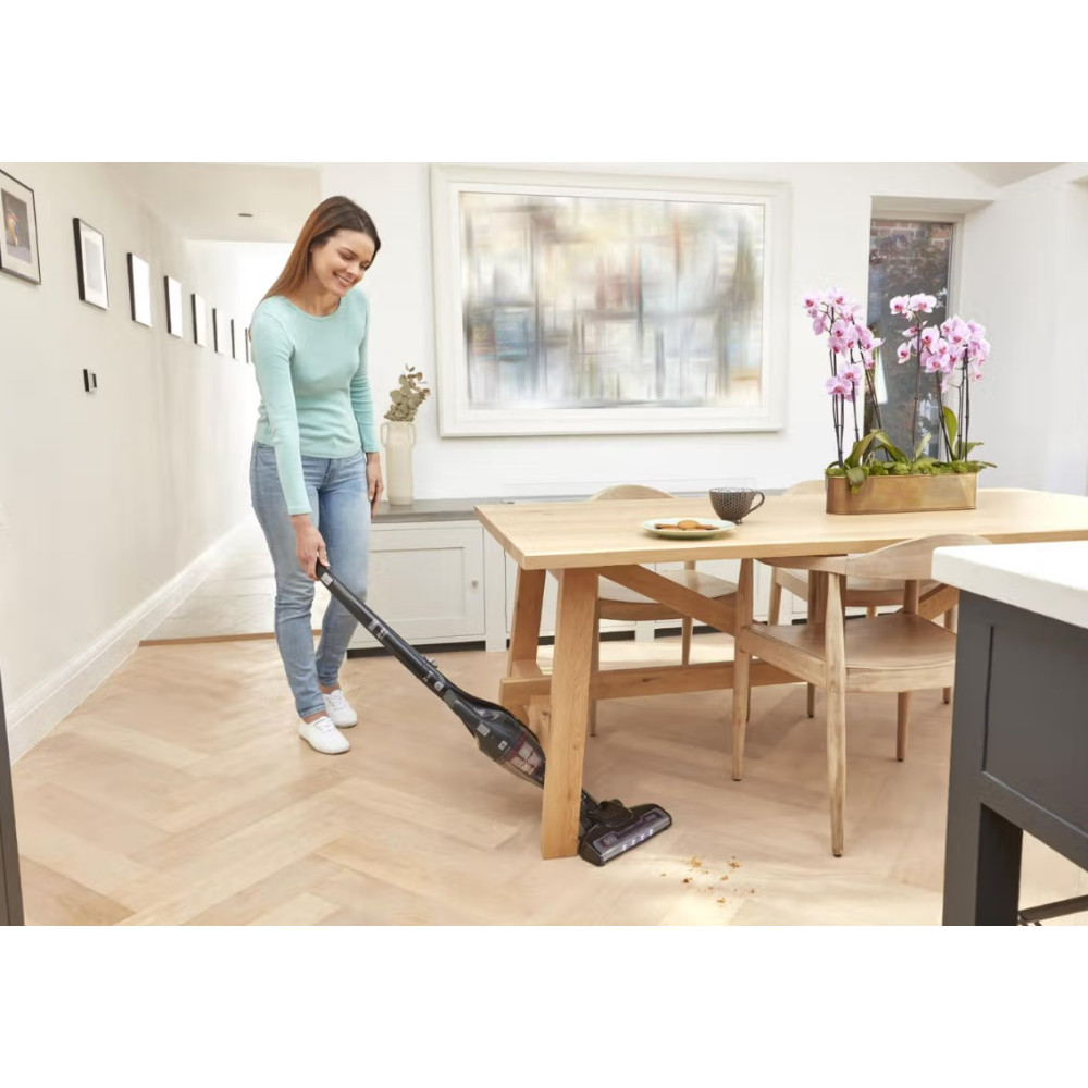Пилосос акумуляторний Black&Decker SVB620JW