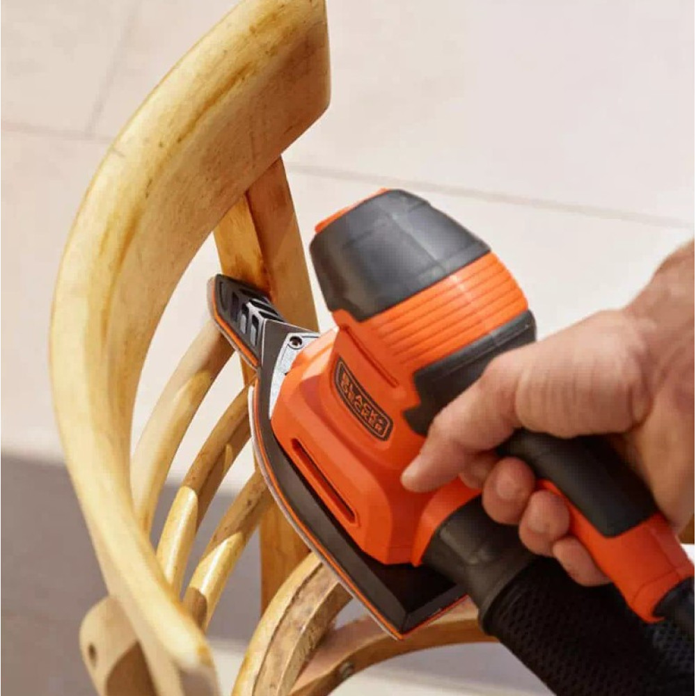 Вибрационная шлифмашина Black&Decker BEW200