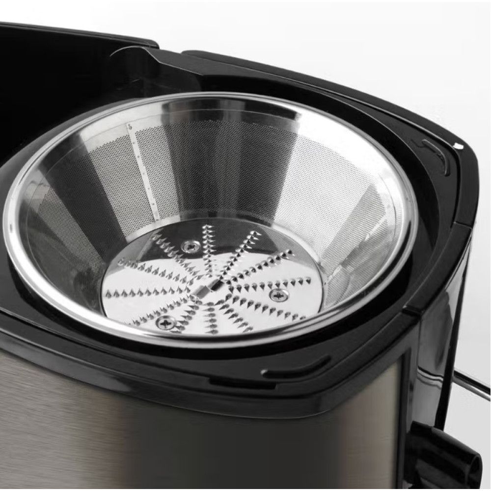 Соковитискач Black&Decker BXJE600E