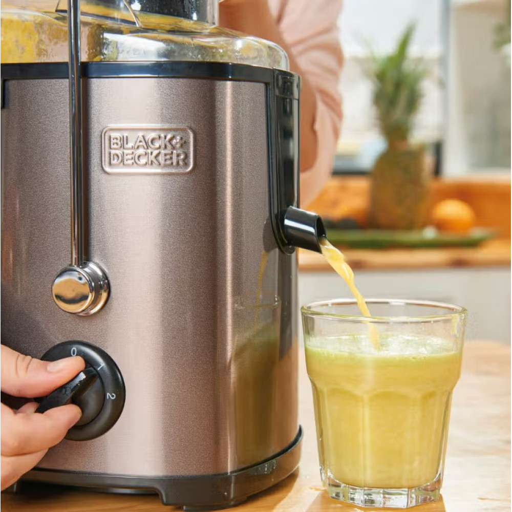 Соковитискач Black&Decker BXJE600E