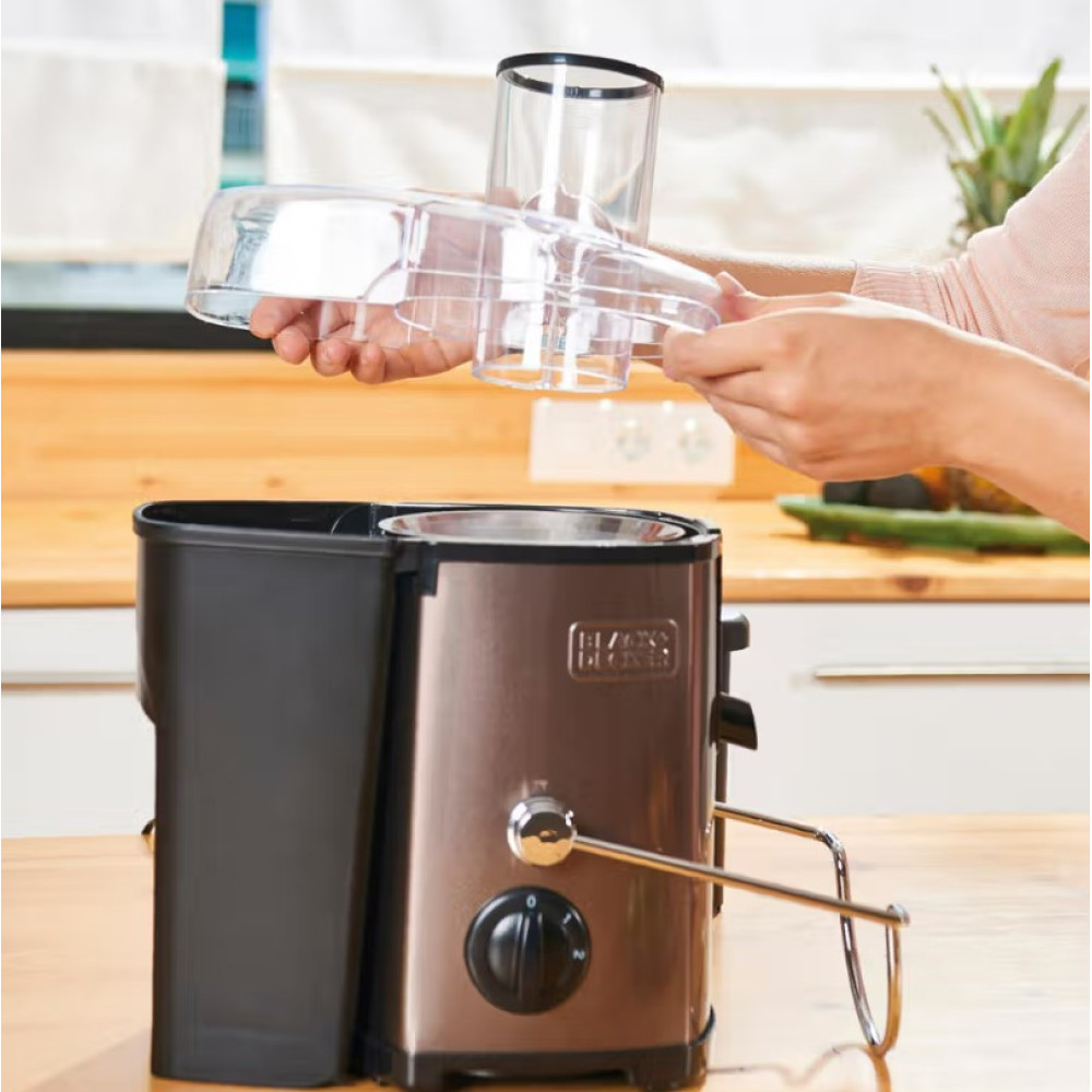 Соковитискач Black&Decker BXJE600E