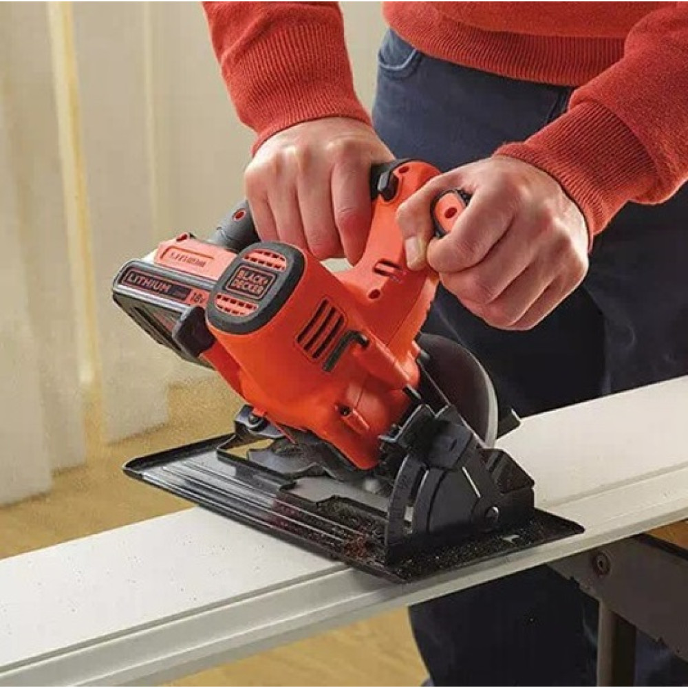 Пила дискова акумуляторна Black&Decker з АКБ та ЗП BDCCS18