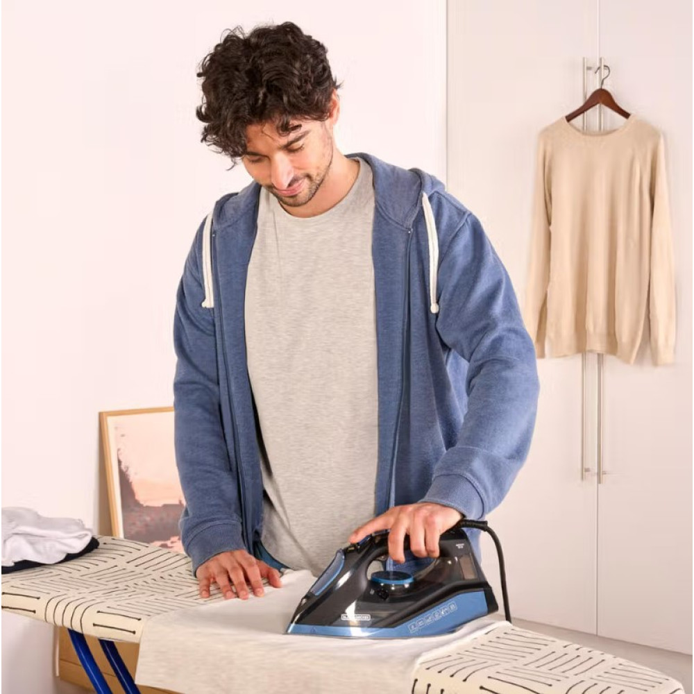 Праска Black&Decker BXIR2801E