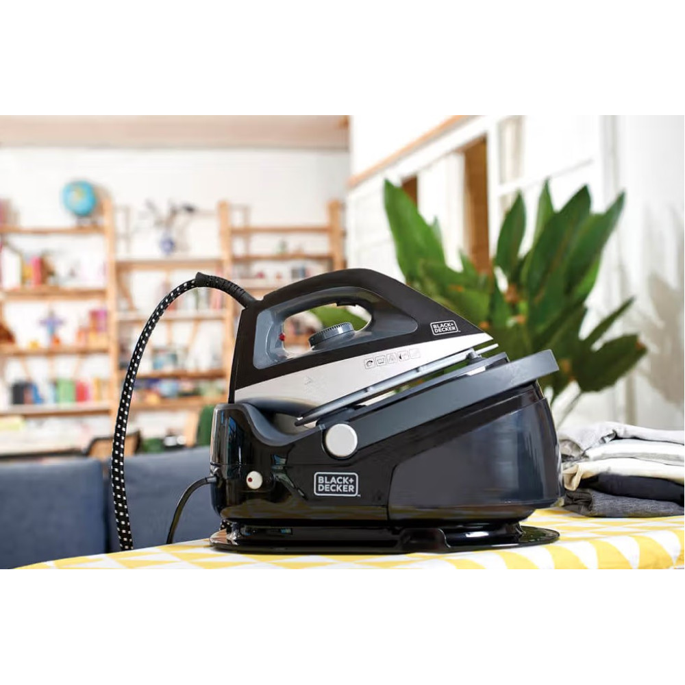 Утюг с парогенератором Black&Decker BXSS2200E