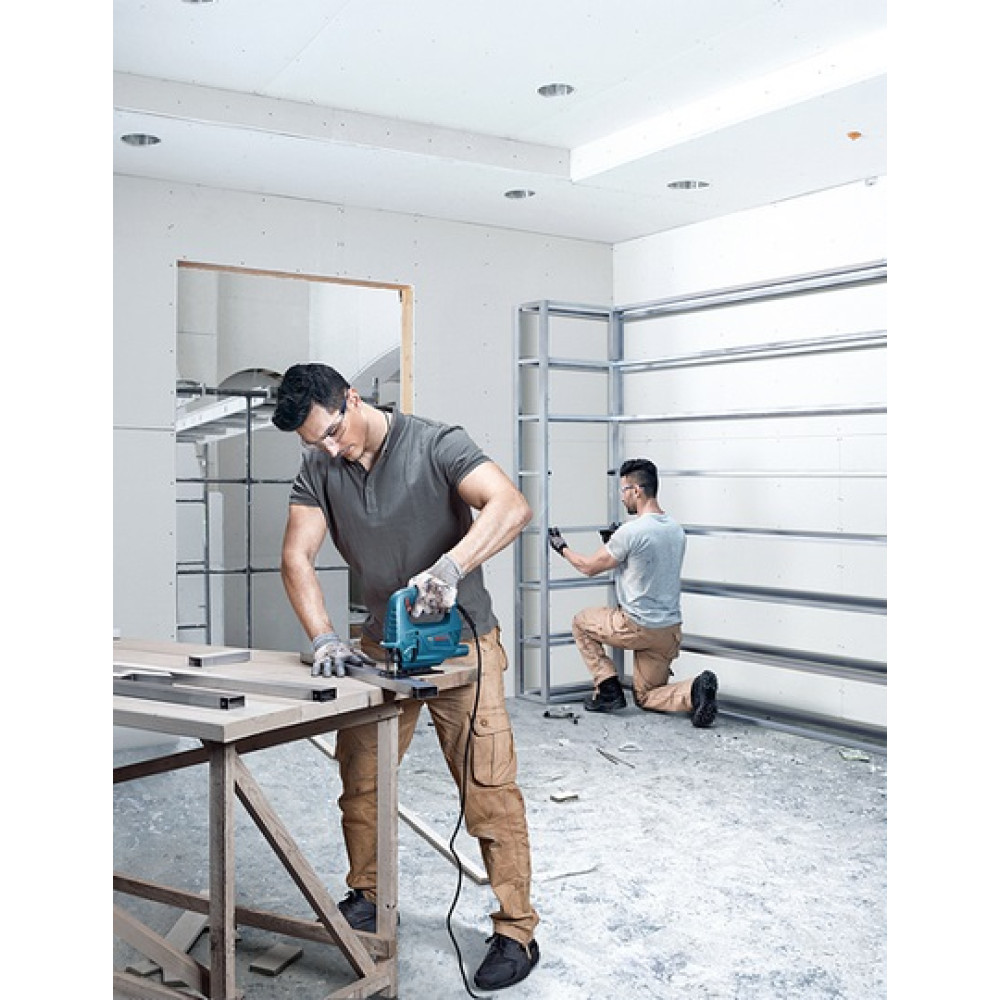 Лобзик Bosch GST 700 500 Вт