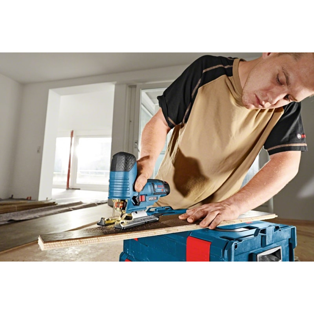 Лобзик Bosch GST 12V-70 акумуляторний