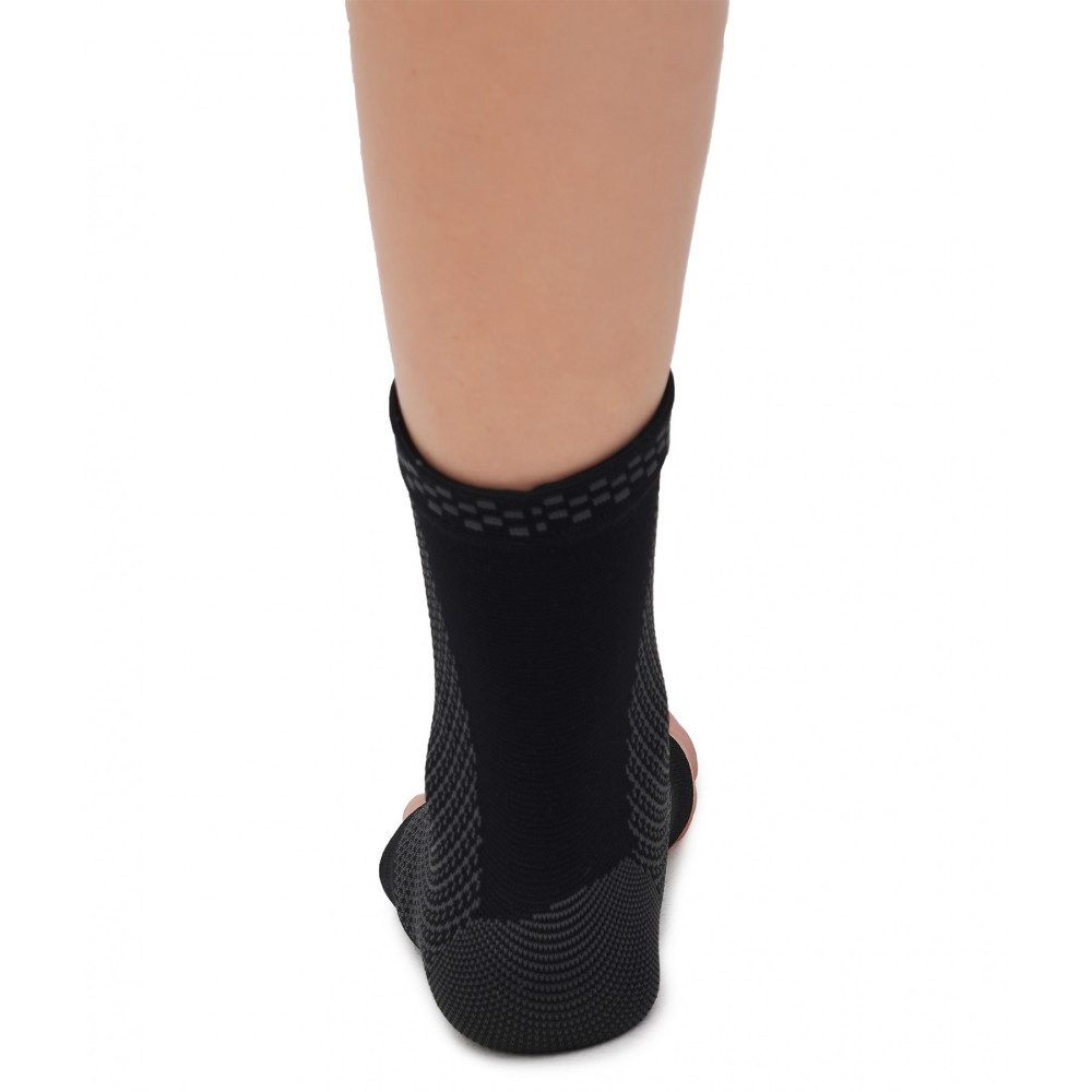 Фіксатор (бандаж) для гомілкостопу Cornix 1 шт XR-0207 Size L