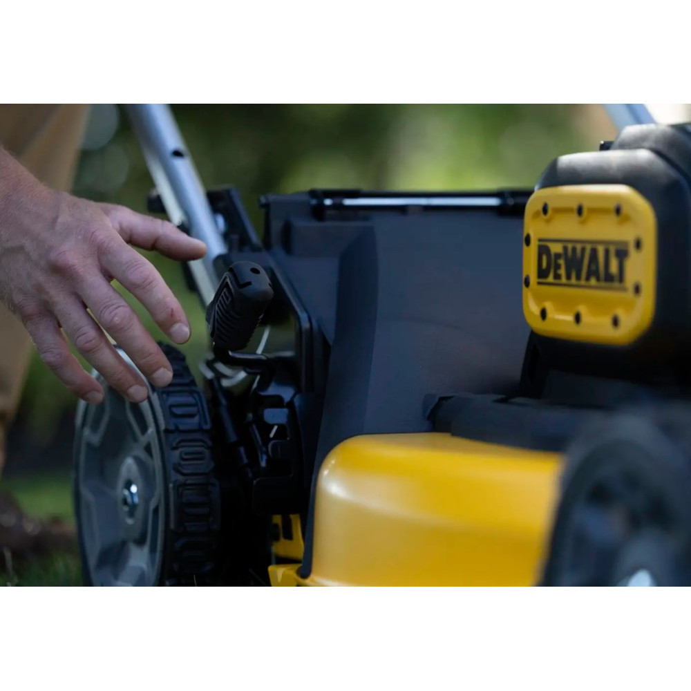 Газонокосилка аккумуляторная DeWALT с АКБ и ЗУ DCMWSP156W2