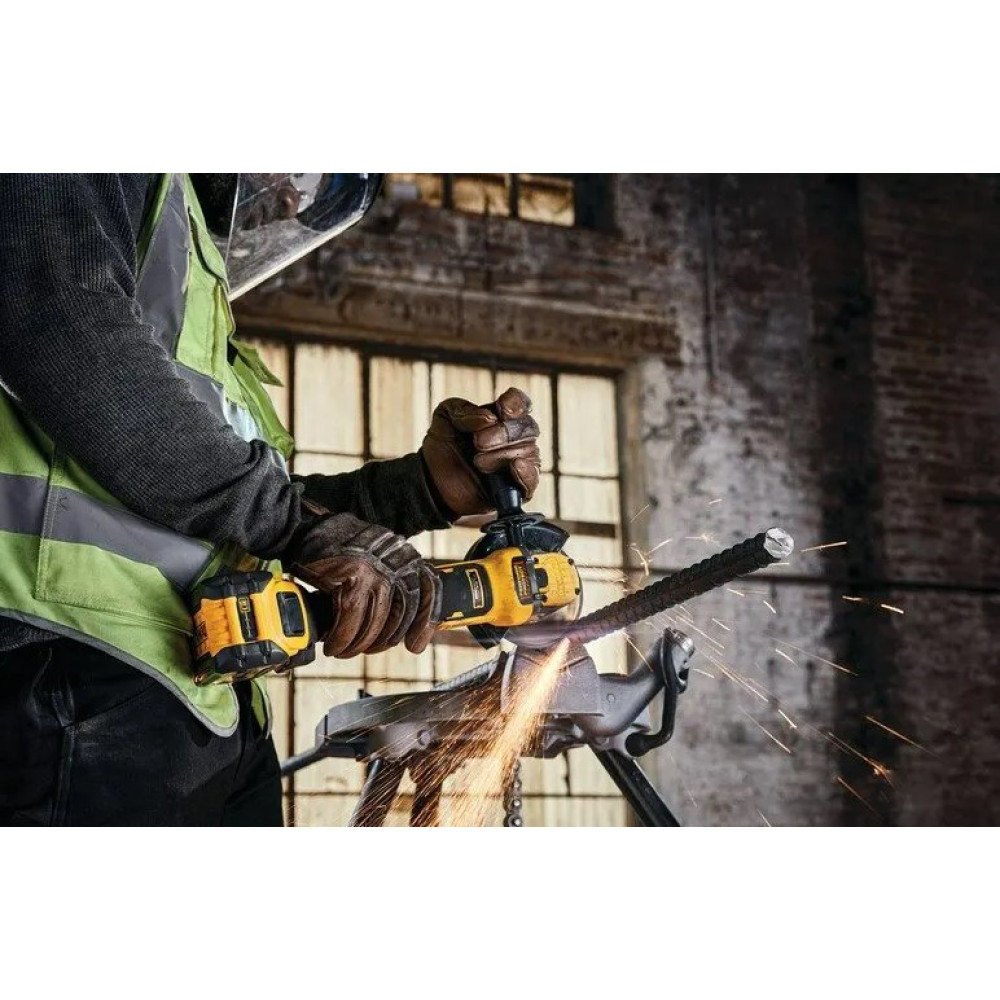 Шліфмашина кутова акумуляторна DeWalt без АКБ та ЗП DCG409VSN
