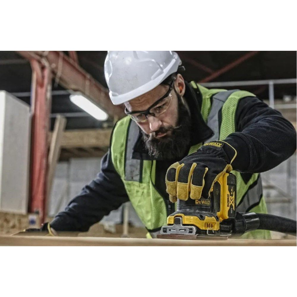Аккумуляторная вибрационная шлифмашина DeWalt без АКБ и ЗУ DCW200N