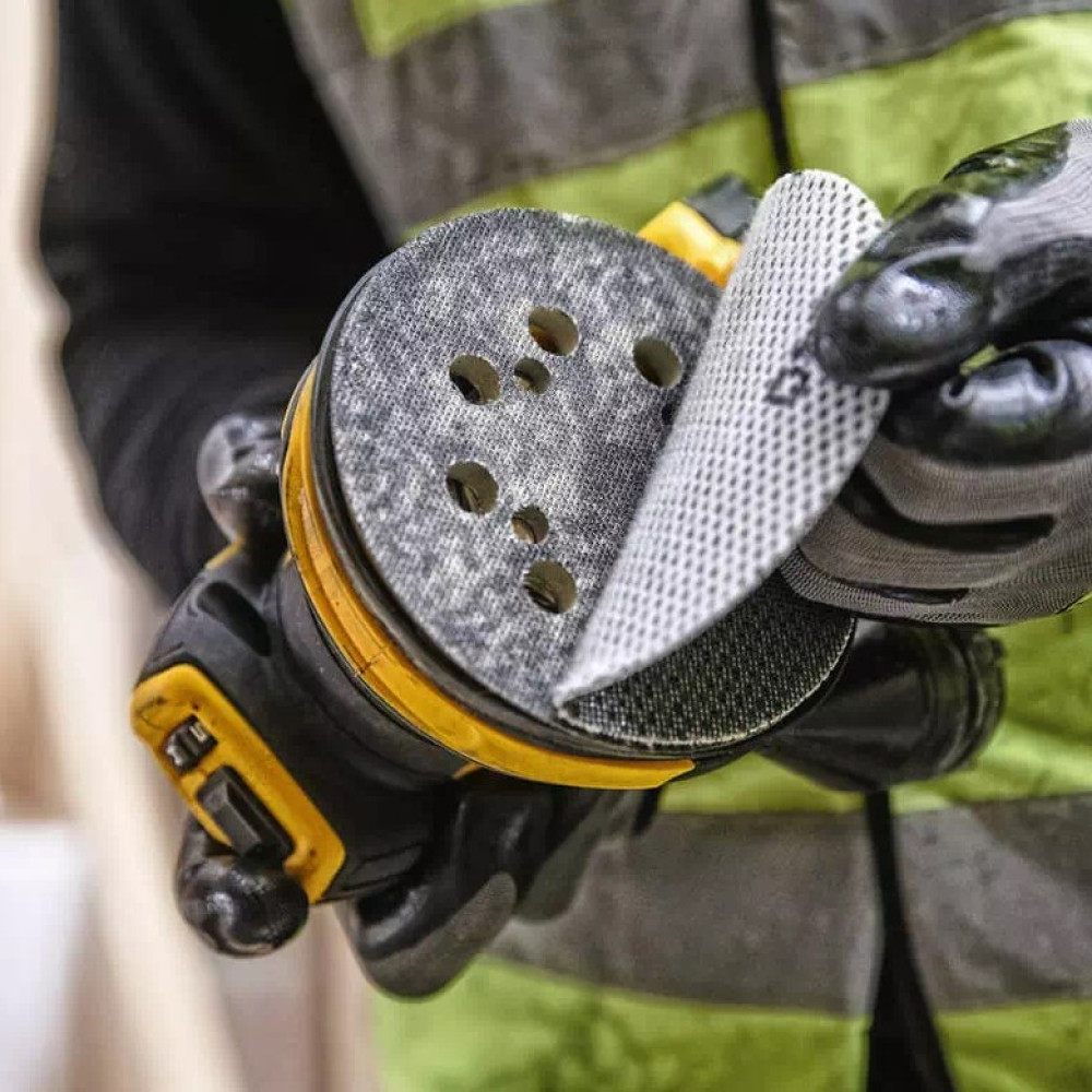Акумуляторна ексцентрикова шліфувальна машина DeWalt з АКБ та ЗП DCW210P2