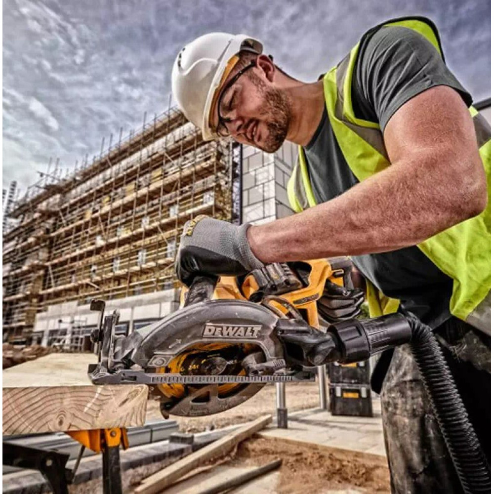 Пила дискова акумуляторна DeWalt без АКБ та ЗП DCS577N