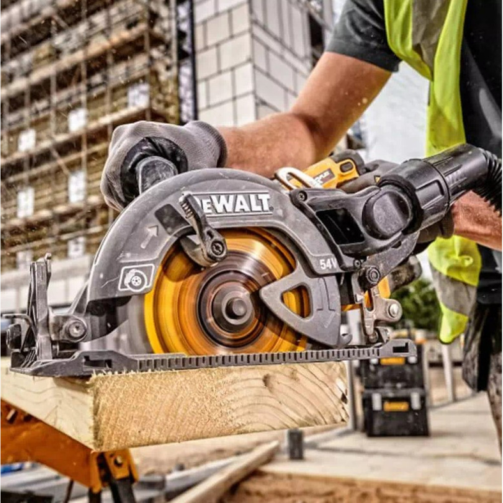 Пила дискова акумуляторна DeWalt без АКБ та ЗП DCS577N