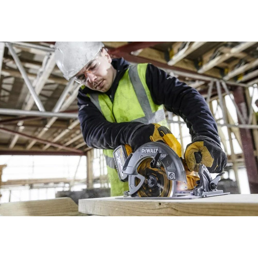 Пила дискова акумуляторна DeWalt з АКБ та ЗП DCS578X2