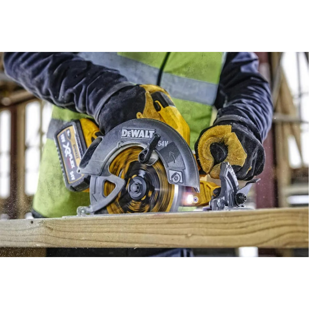 Пила дискова акумуляторна DeWalt з АКБ та ЗП DCS578X2