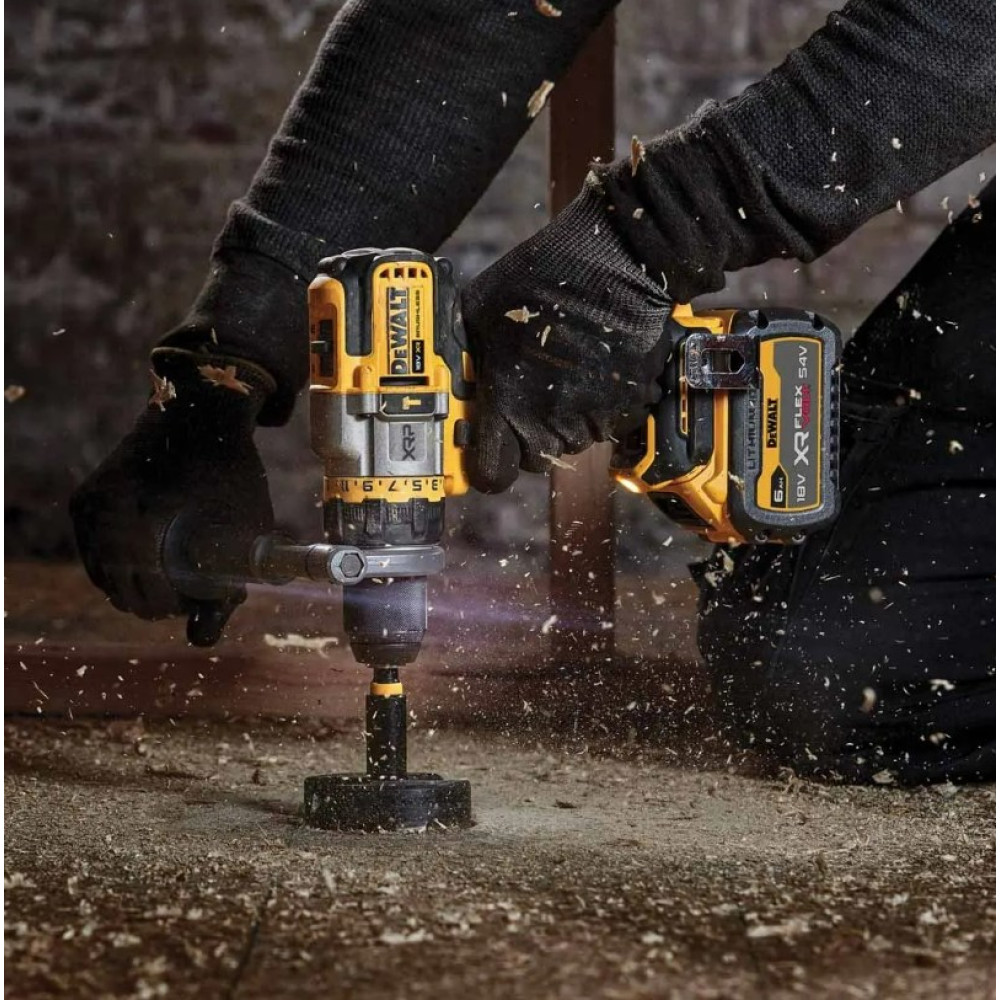 Дриль-шурупокрут акумуляторний DeWalt з АКБ та ЗП DCD999T1