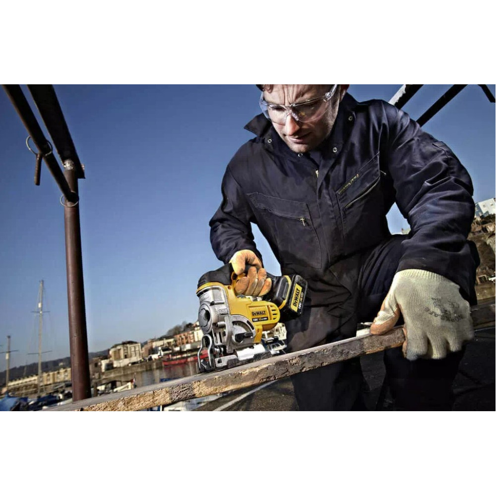 Пила лобзикова акумуляторна DeWalt без АКБ та ЗУ DCS331N