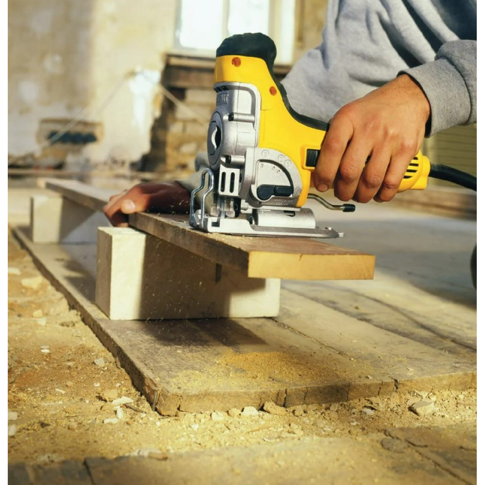 Пила лобзикова мережева DeWalt DW333KT