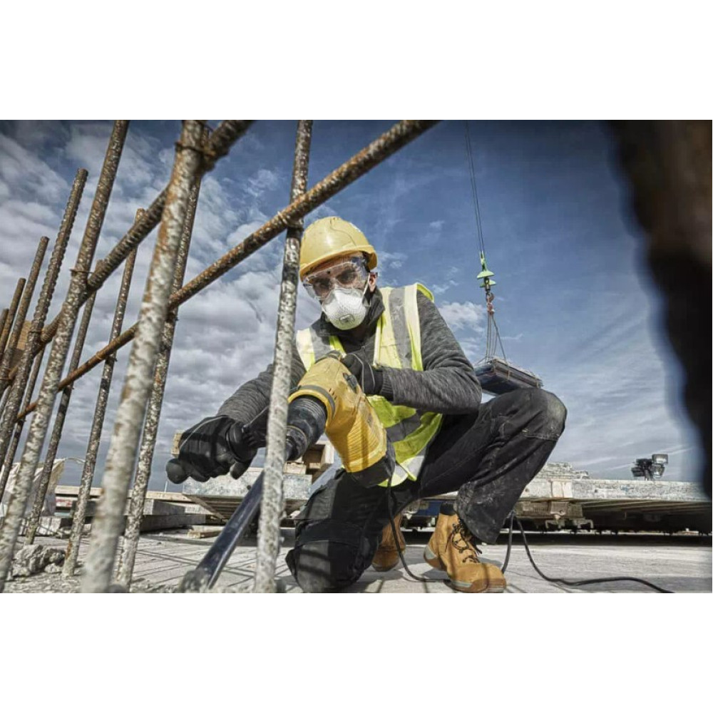 Перфоратор мережевий DeWalt D25481K