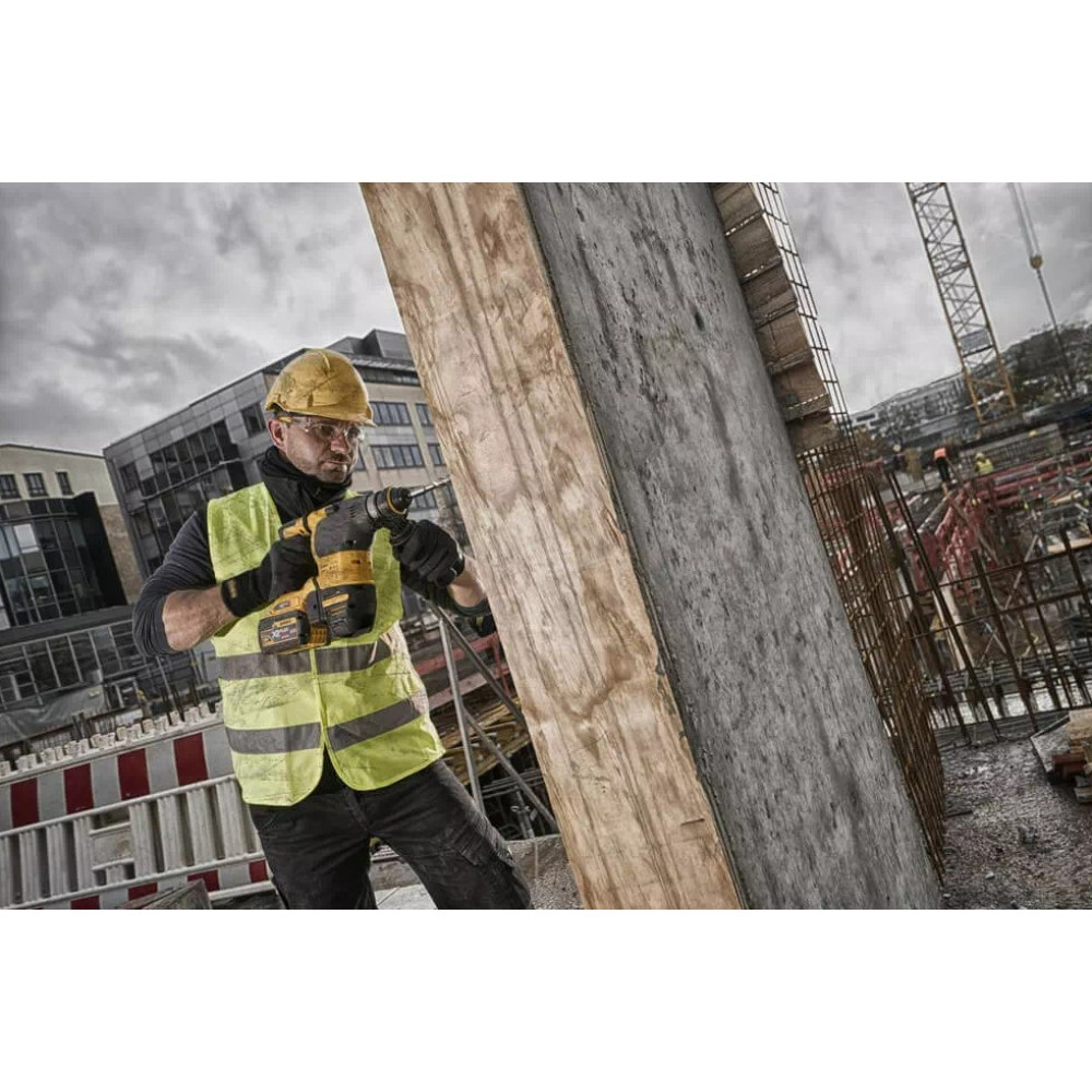 Перфоратор аккумуляторный DeWALT SDS-Plus XR FlexVolt с АКБ и ЗУ DCH333X2
