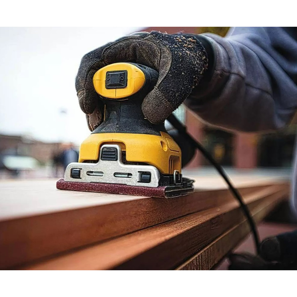 Шліфмашина вібраційна мережева DeWalt DWE6411