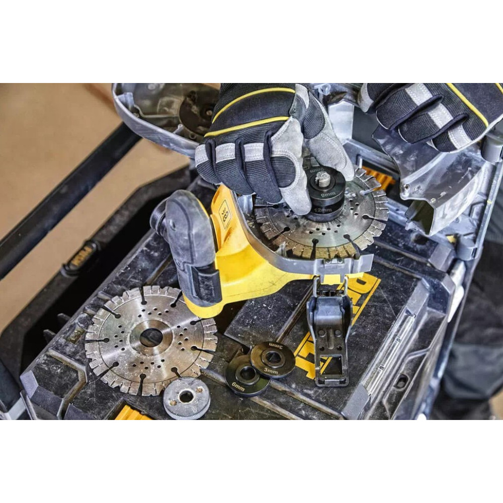 Штробориз аккумуляторный DeWalt без АКБ и ЗУ DCG200NT