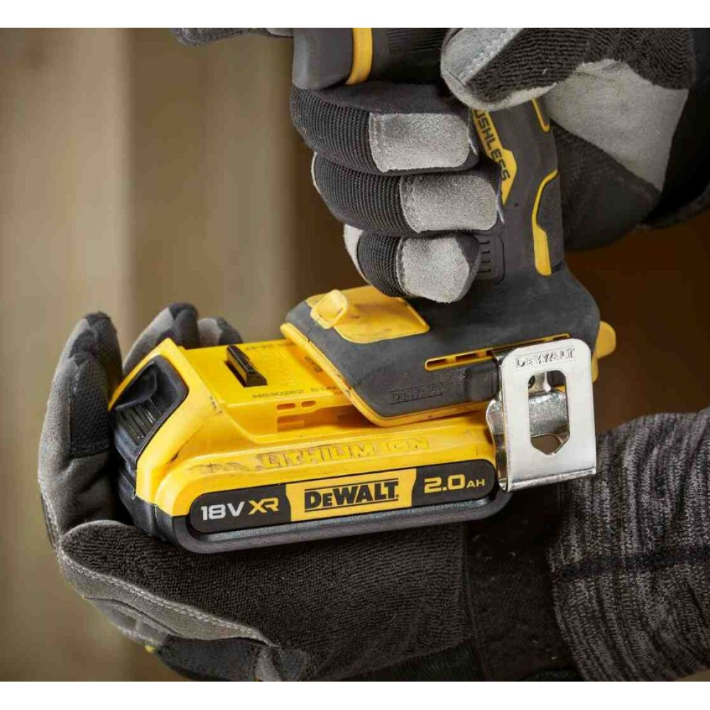 Дрель-шуруповерт DeWALT аккумуляторная безщеточная ударная с АКБ и ЗУ DCD799D2T