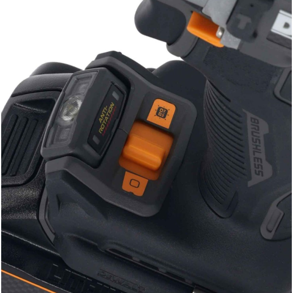 Набір з двох акумуляторних інструментів DeWALT McLaren F1 TEAM LIMITED EDITION DCK200MM2T