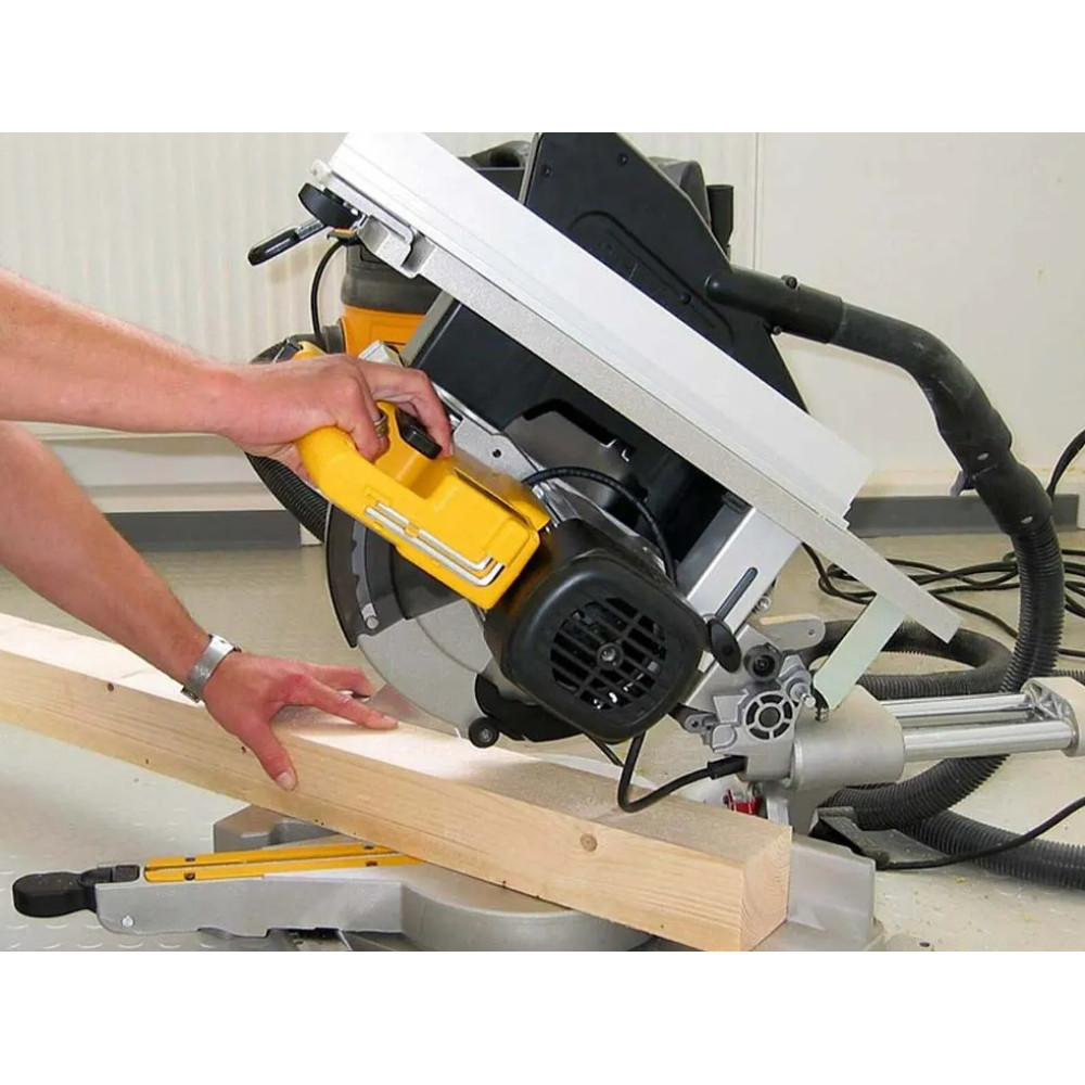 Пила комбинированная сетевая DeWalt D27111