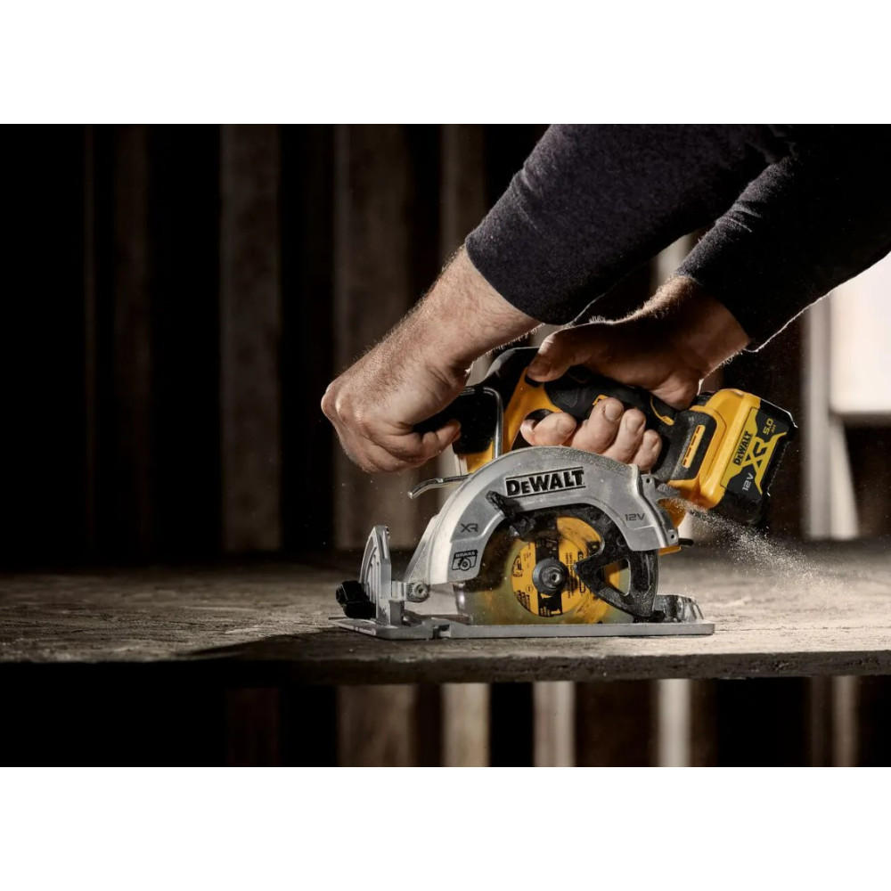 Пила дискова акумуляторна DeWalt без АКБ та ЗП DCS512NT