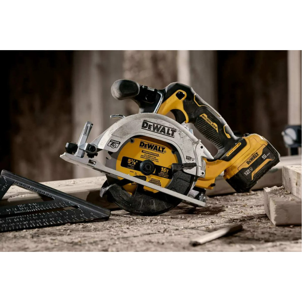 Пила дискова акумуляторна DeWalt без АКБ та ЗП DCS512NT