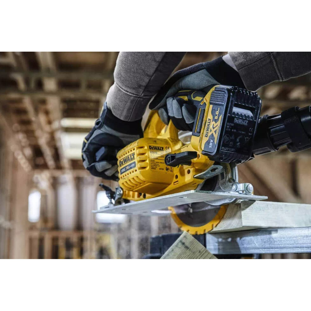 Пила дискова акумуляторна DeWalt з АКБ та ЗП DCS570P2
