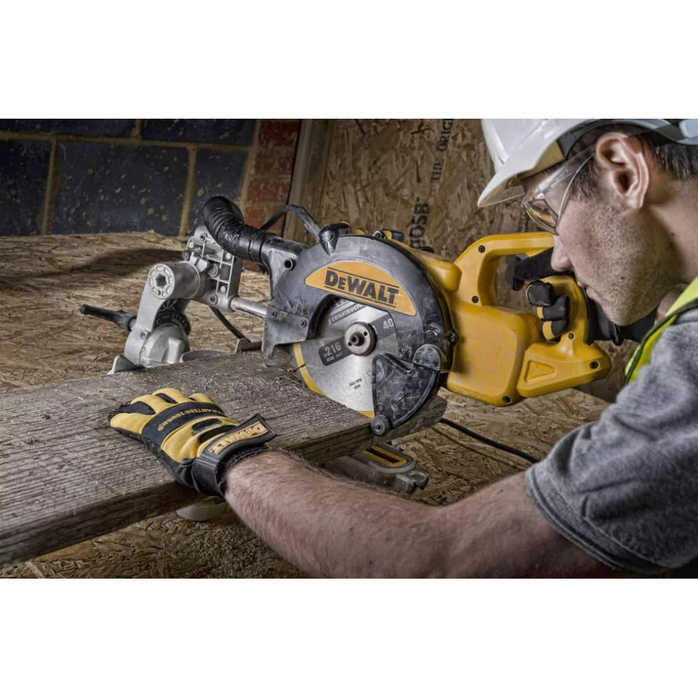 Пила торцовочная сетевая DeWalt DWS773